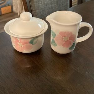 Garland Blush Pattern- Sugar Bowl & Creamer